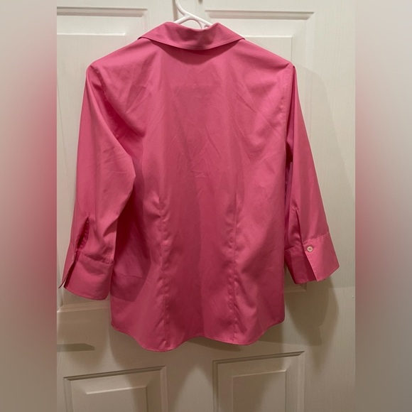 Liz Claiborne Pink Button Down Shirt with Classic Collar - Picture 6 of 8
